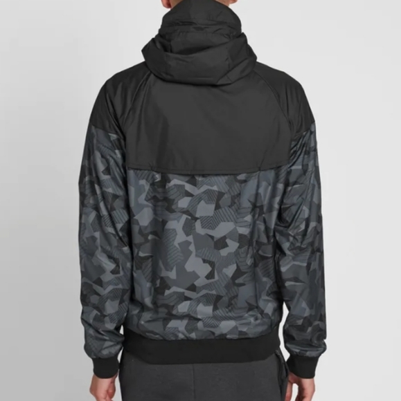 Nike Camo BADLANDS WINDRUNNER Jacket windbreaker mens sz L 823369-010 - Picture 3 of 11